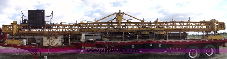 image for item 5391 2002 Gomaco C450 bridge deck finisher