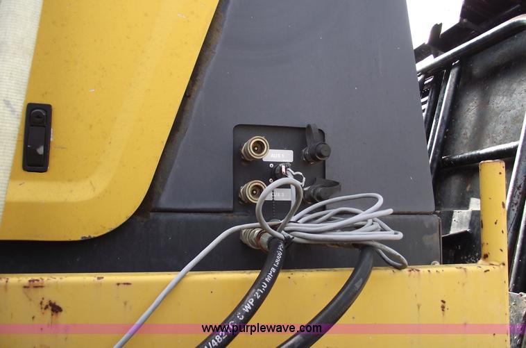 image for item 5391 2002 Gomaco C450 bridge deck finisher