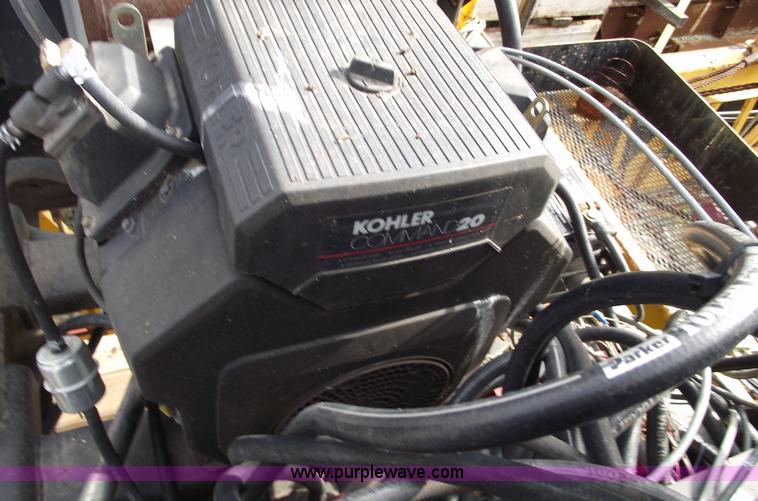 image for item 5391 2002 Gomaco C450 bridge deck finisher