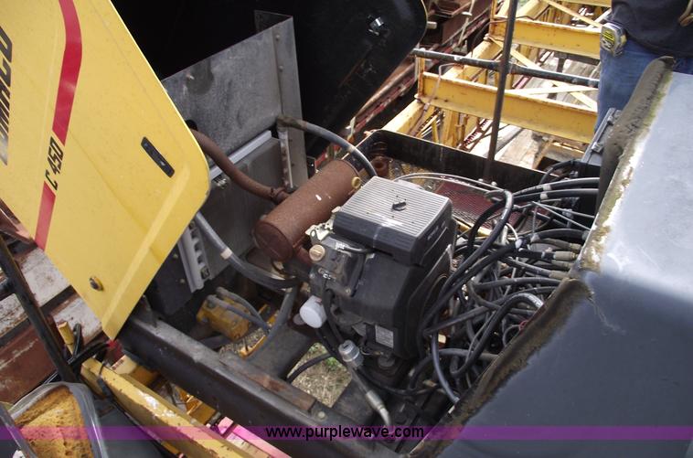 image for item 5391 2002 Gomaco C450 bridge deck finisher