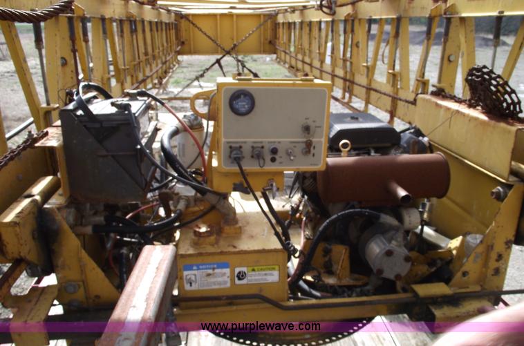 image for item 5391 2002 Gomaco C450 bridge deck finisher