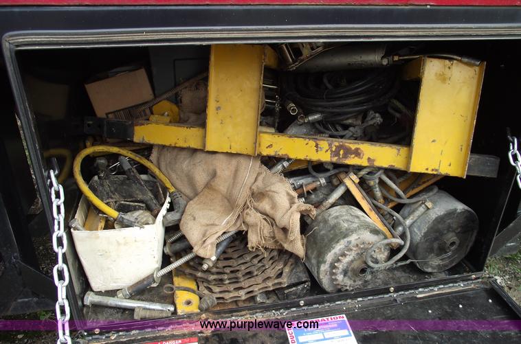 image for item 5391 2002 Gomaco C450 bridge deck finisher