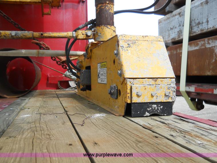 image for item 5391 2002 Gomaco C450 bridge deck finisher