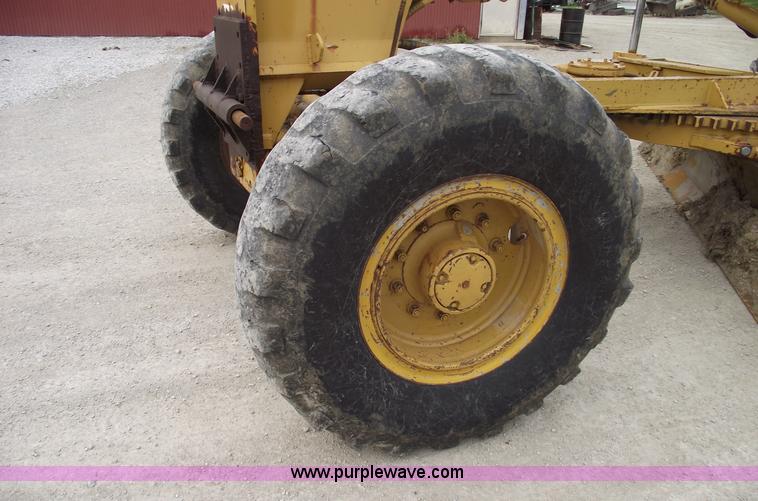 image for item 5428 Fiat-Allis FG85 motor grader