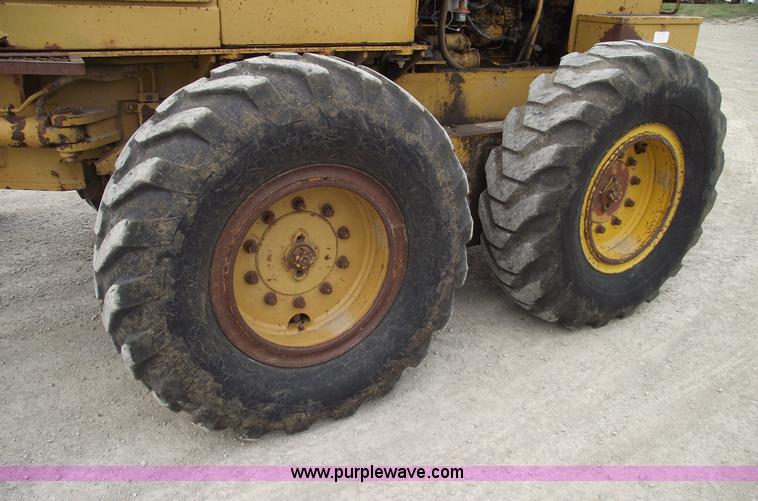 image for item 5428 Fiat-Allis FG85 motor grader