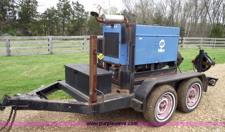 image for item 5459 Miller Big 40G towable welder/generator