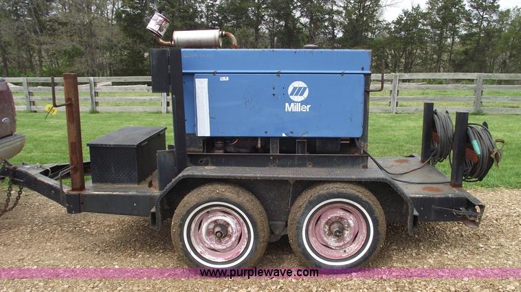 image for item 5459 Miller Big 40G towable welder/generator