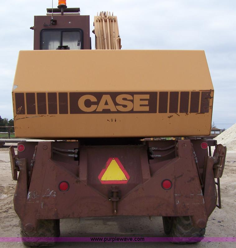 image for item 7363 1987 Case 1085B wheel excavator