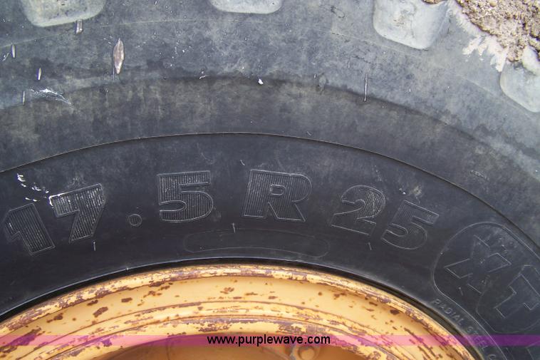 image for item 7363 1987 Case 1085B wheel excavator