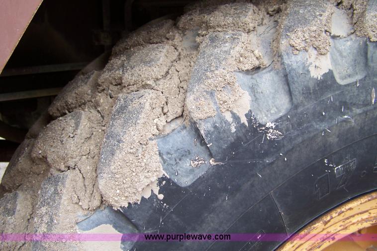 image for item 7363 1987 Case 1085B wheel excavator