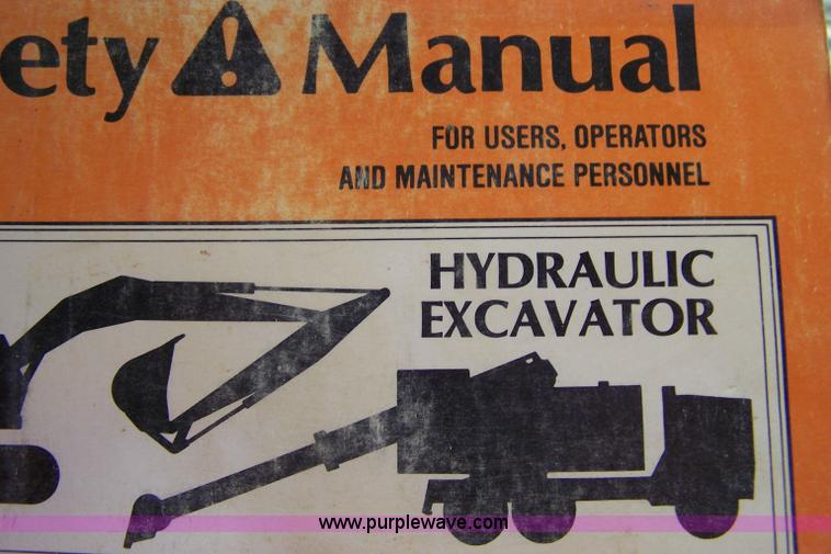 image for item 7363 1987 Case 1085B wheel excavator