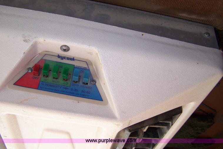 image for item 7363 1987 Case 1085B wheel excavator