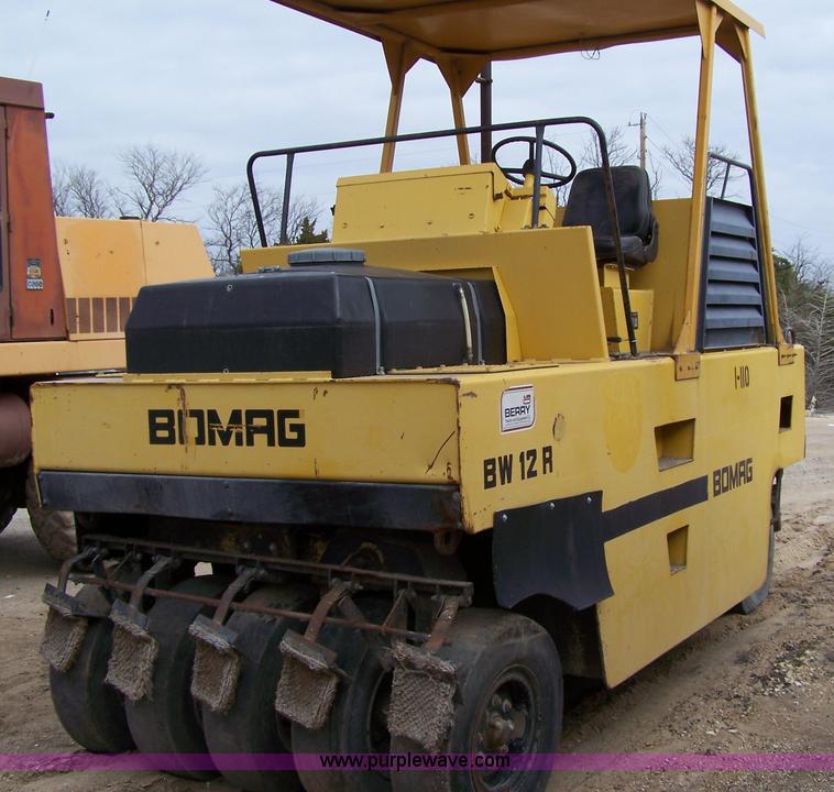 image for item 7365 1988 Bomag BW12R rubber tire roller