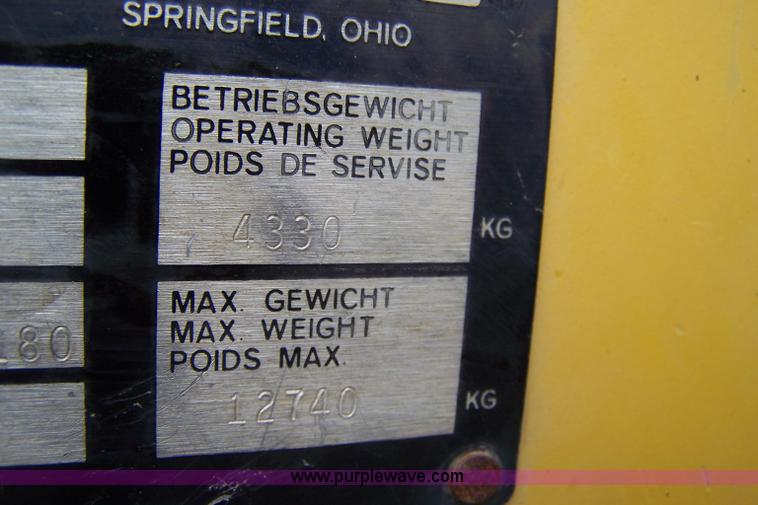 image for item 7365 1988 Bomag BW12R rubber tire roller