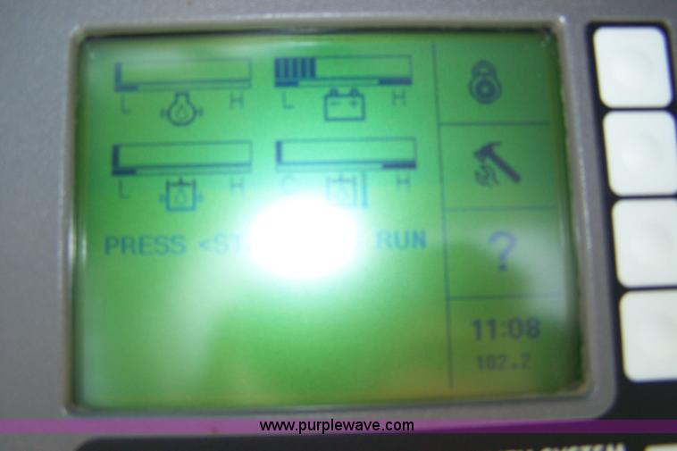 image for item 7373 2007 Bobcat S220 skid steer