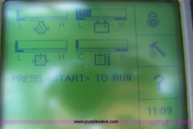 image for item 7373 2007 Bobcat S220 skid steer