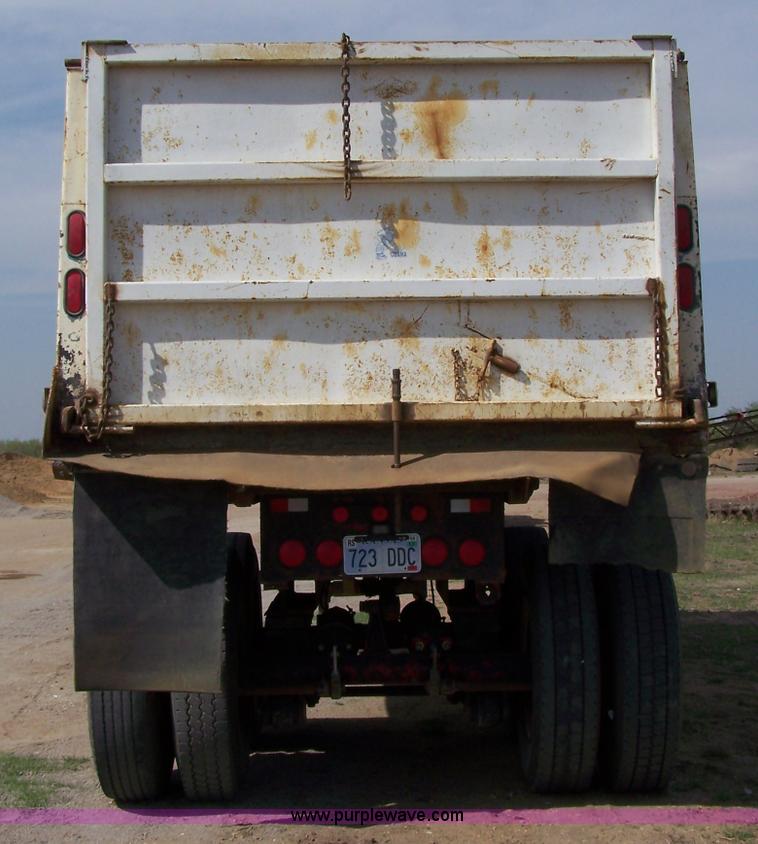 image for item 7376 1956 TIM 20' end dump trailer