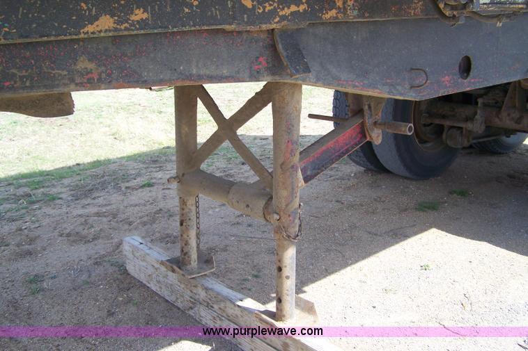 image for item 7376 1956 TIM 20' end dump trailer