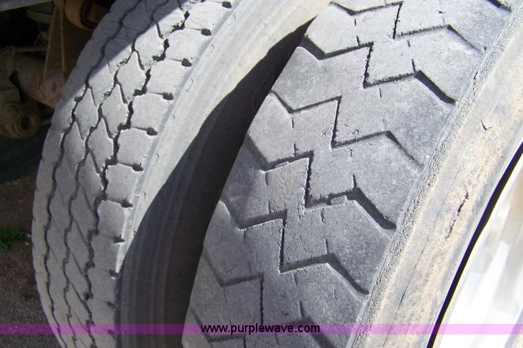 image for item 7376 1956 TIM 20' end dump trailer