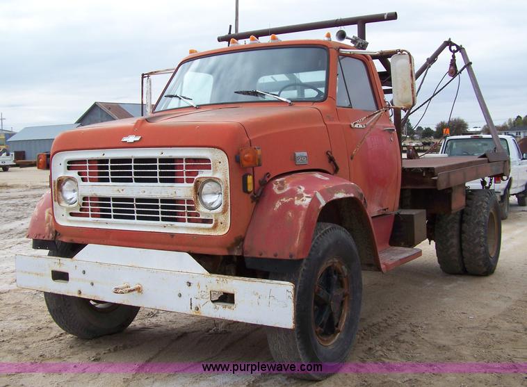 image for item 7377 1973 Chevrolet 70 winch truck