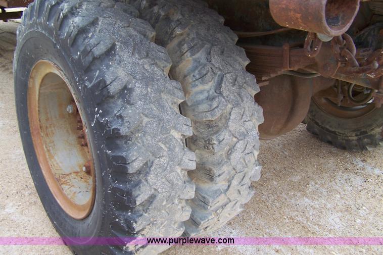 image for item 7377 1973 Chevrolet 70 winch truck