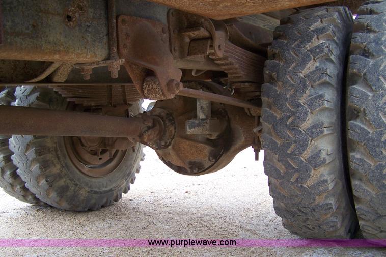 image for item 7377 1973 Chevrolet 70 winch truck