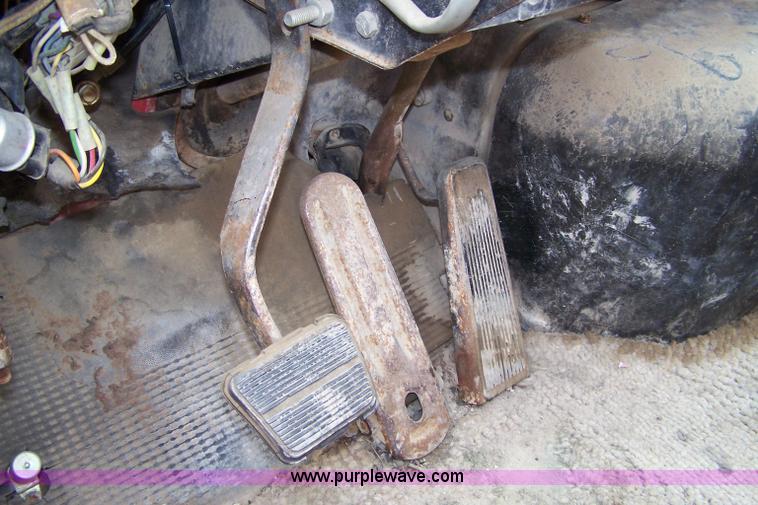 image for item 7377 1973 Chevrolet 70 winch truck