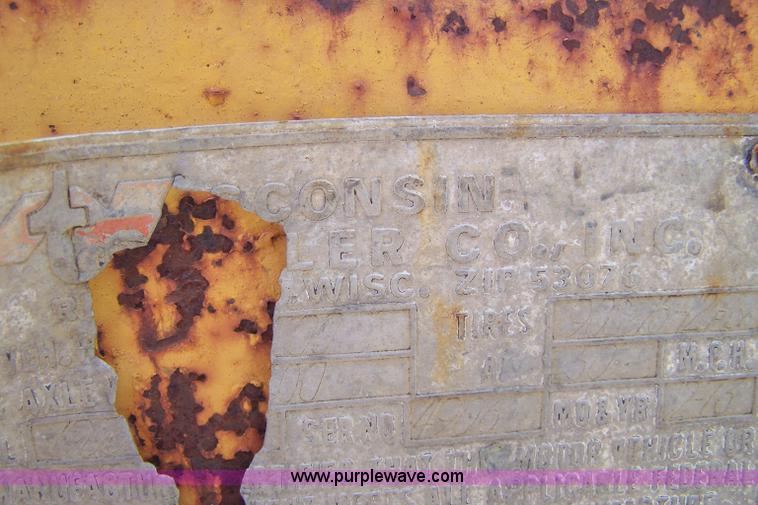 image for item 7385 1973 Wisconsin 20' tilt trailer