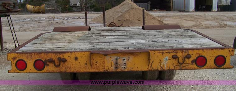 image for item 7385 1973 Wisconsin 20' tilt trailer