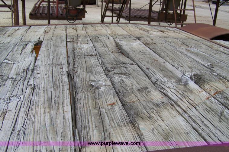 image for item 7385 1973 Wisconsin 20' tilt trailer