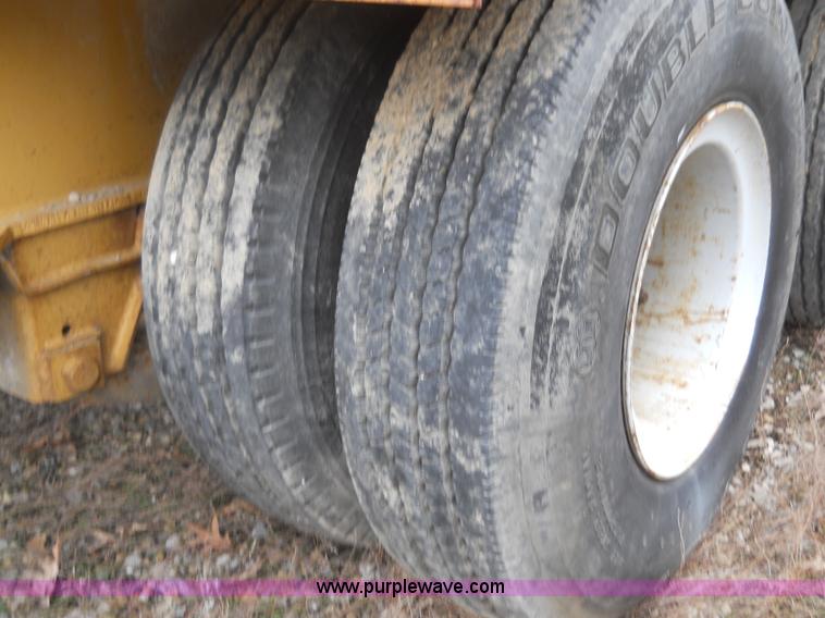 image for item 7843 1993 Homemade milling head transport trailer