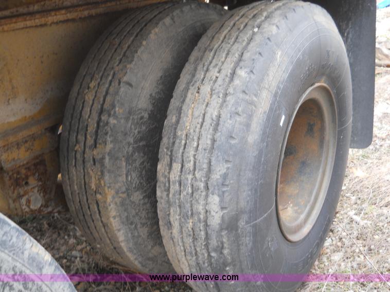 image for item 7843 1993 Homemade milling head transport trailer