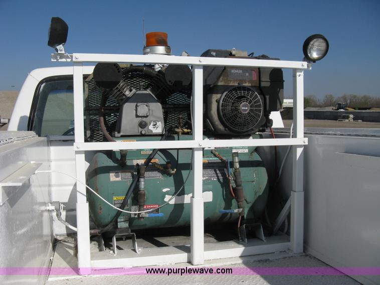 image for item 8112 1991 Ford F250 Custom utility pickup truck