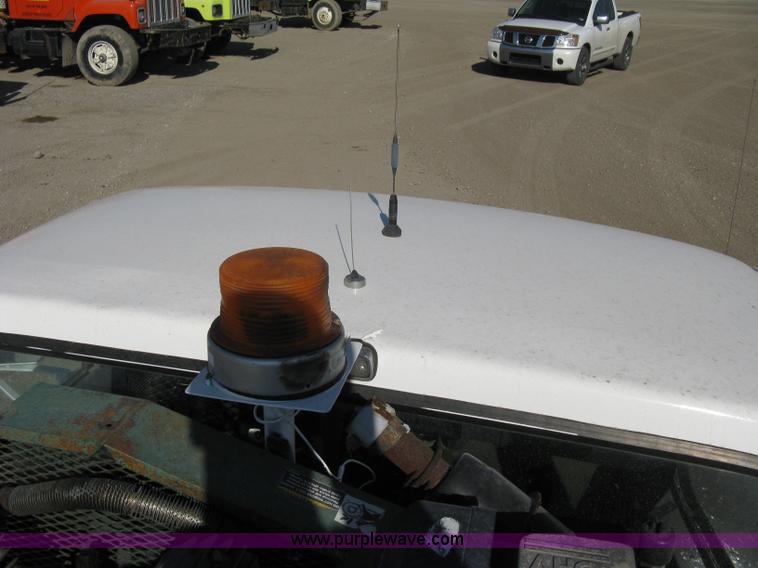 image for item 8112 1991 Ford F250 Custom utility pickup truck