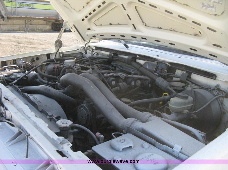 image for item 8112 1991 Ford F250 Custom utility pickup truck