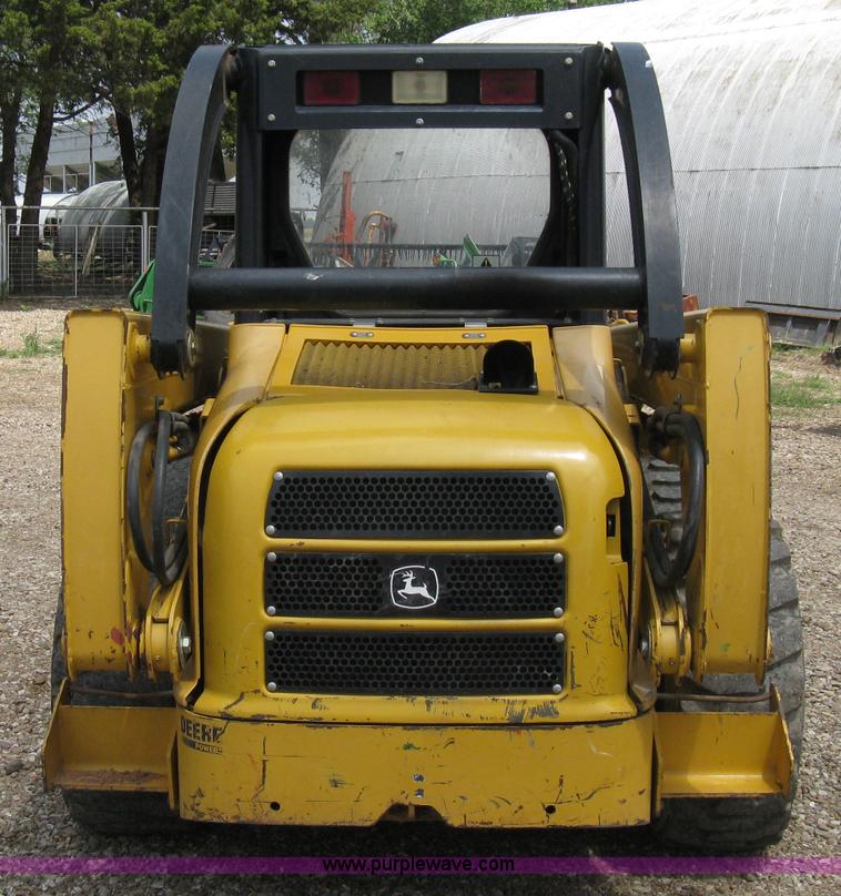 image for item 8136 John Deere 250 skid loader