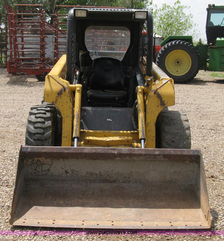 image for item 8136 John Deere 250 skid loader