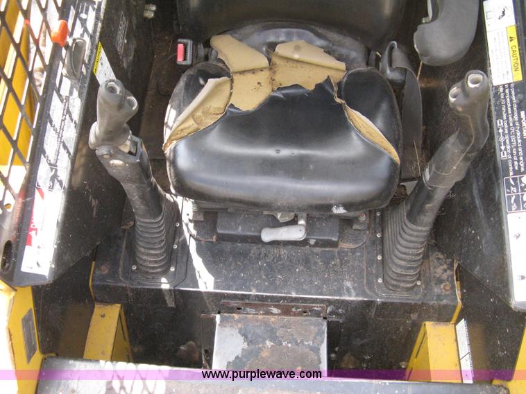 image for item 8136 John Deere 250 skid loader