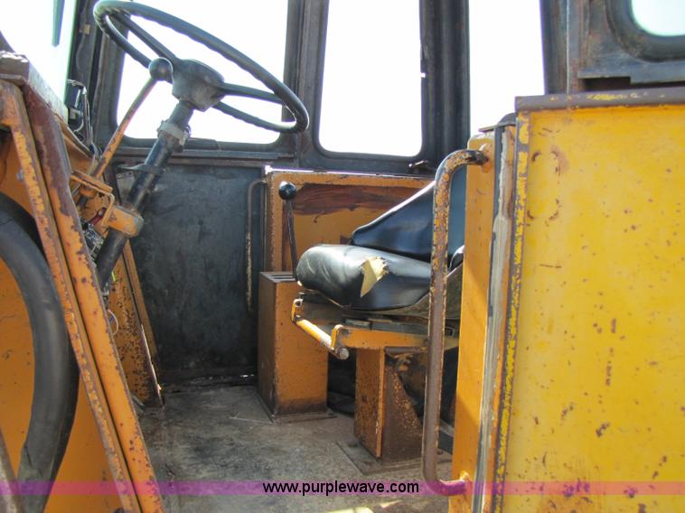 image for item 8470 Case W14 wheel loader