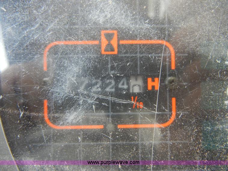 image for item 8640 1994 John Deere 892ELC excavator