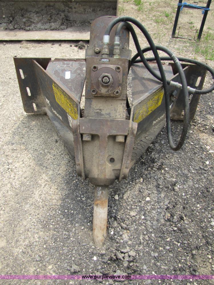 image for item 8672 Bobcat 2500 skid steer hydro-hammer