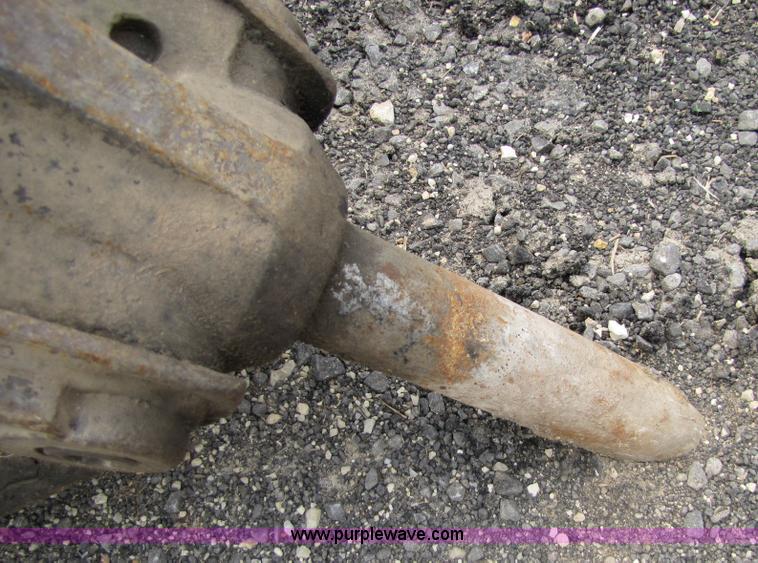 image for item 8672 Bobcat 2500 skid steer hydro-hammer