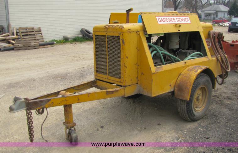 image for item 8675 Gardner Denver 125 Rota-screw air compressor