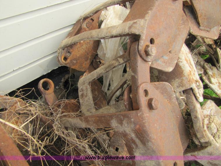 image for item 8679 14" skid steer tracks