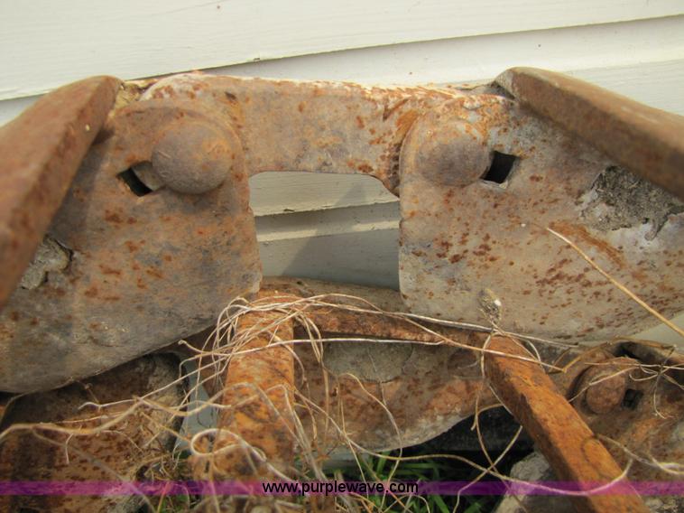 image for item 8679 14" skid steer tracks