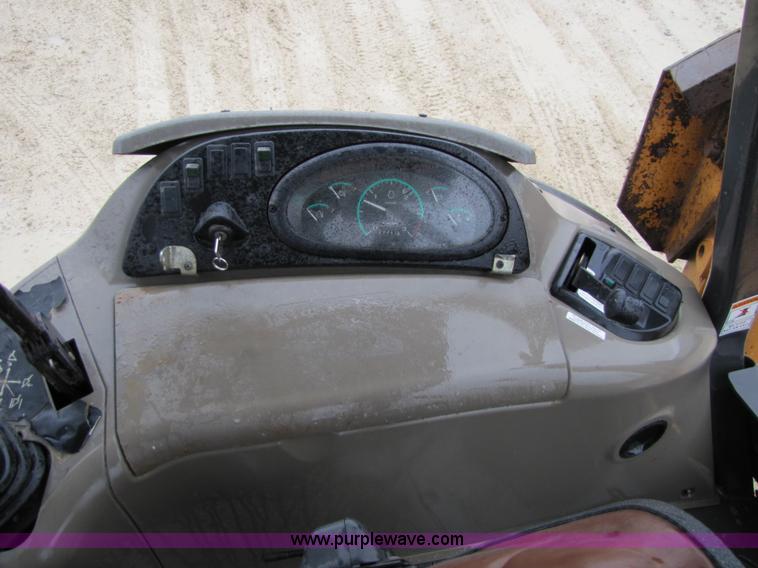image for item 8720 2005 Case 580M Series II backhoe