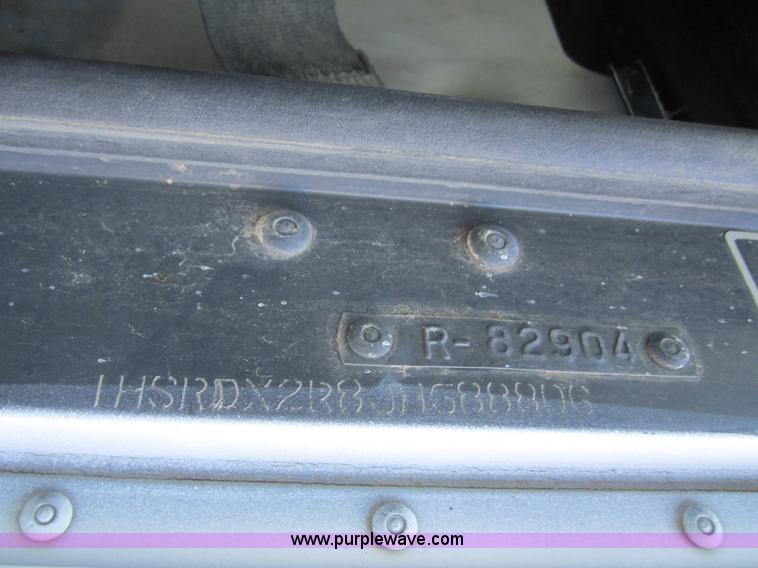 image for item 1000 1988 International COF9670 truck