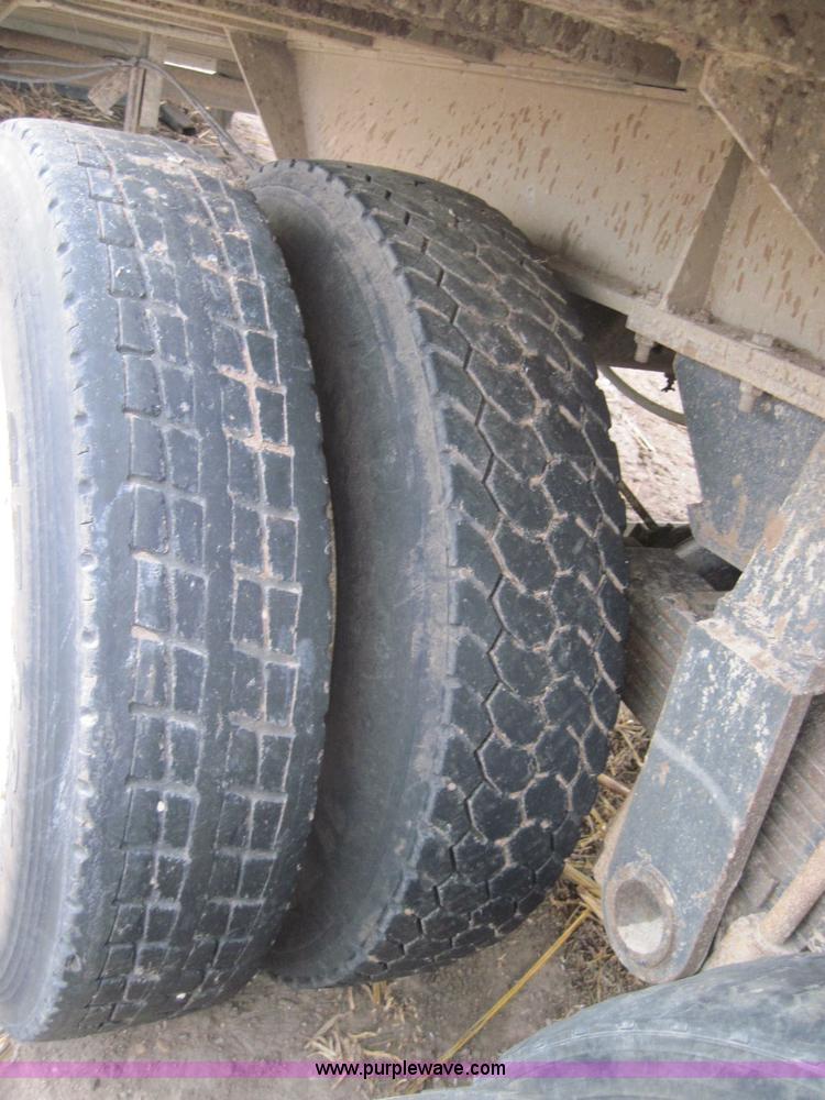 image for item 1950 1979 CMC 30' aluminum end dump trailer