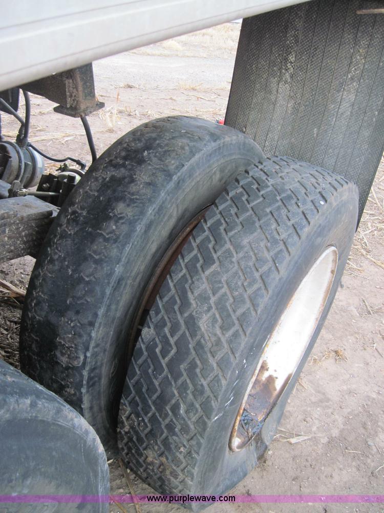 image for item 1950 1979 CMC 30' aluminum end dump trailer