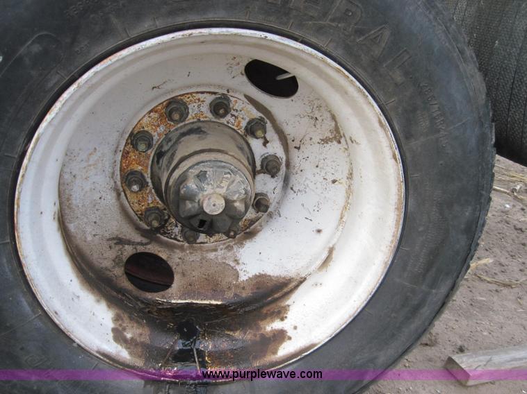 image for item 1950 1979 CMC 30' aluminum end dump trailer